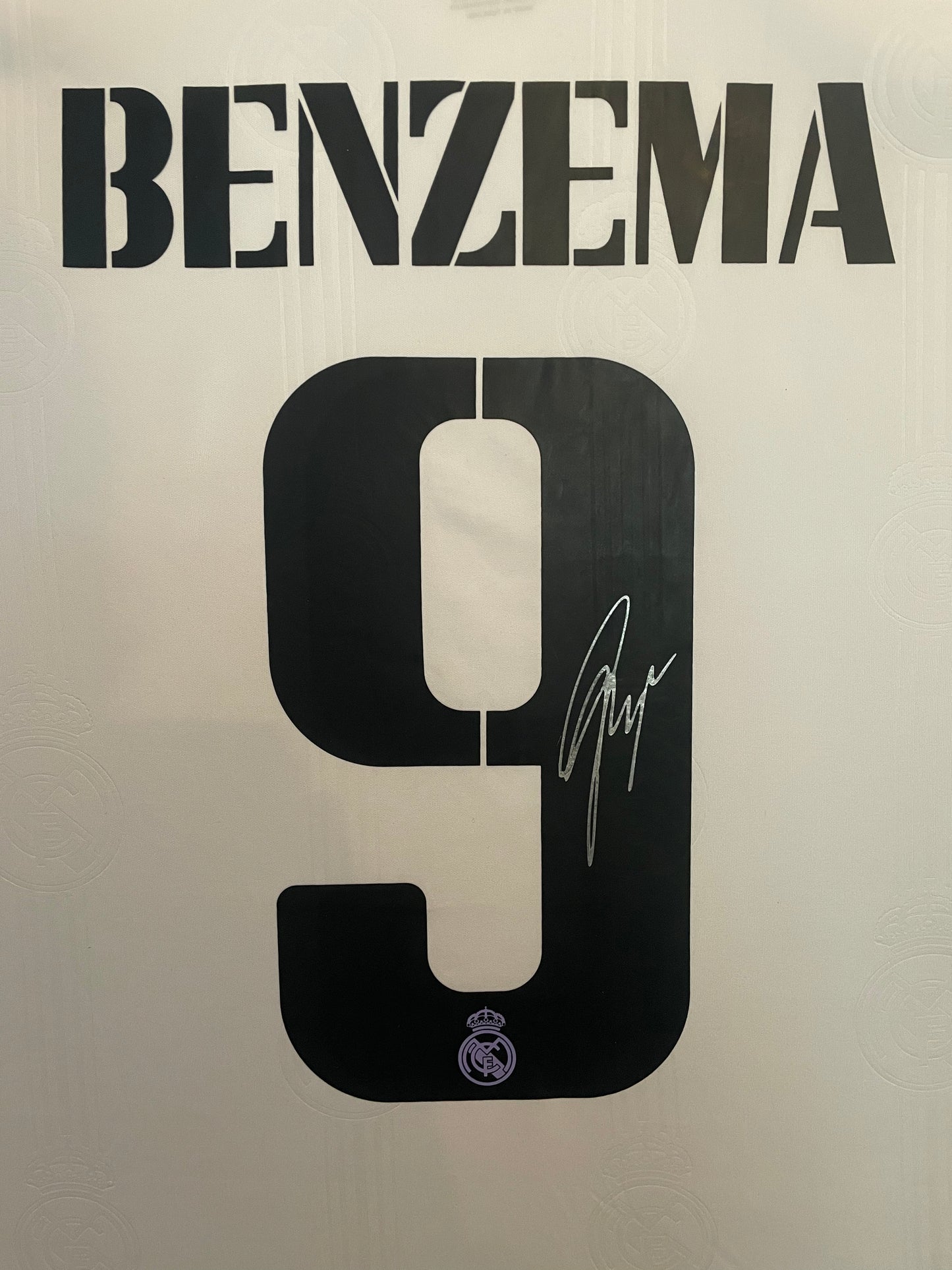 Karim Benzema Signed Real Madrid 2022/23 Framed Home Shirt with COA