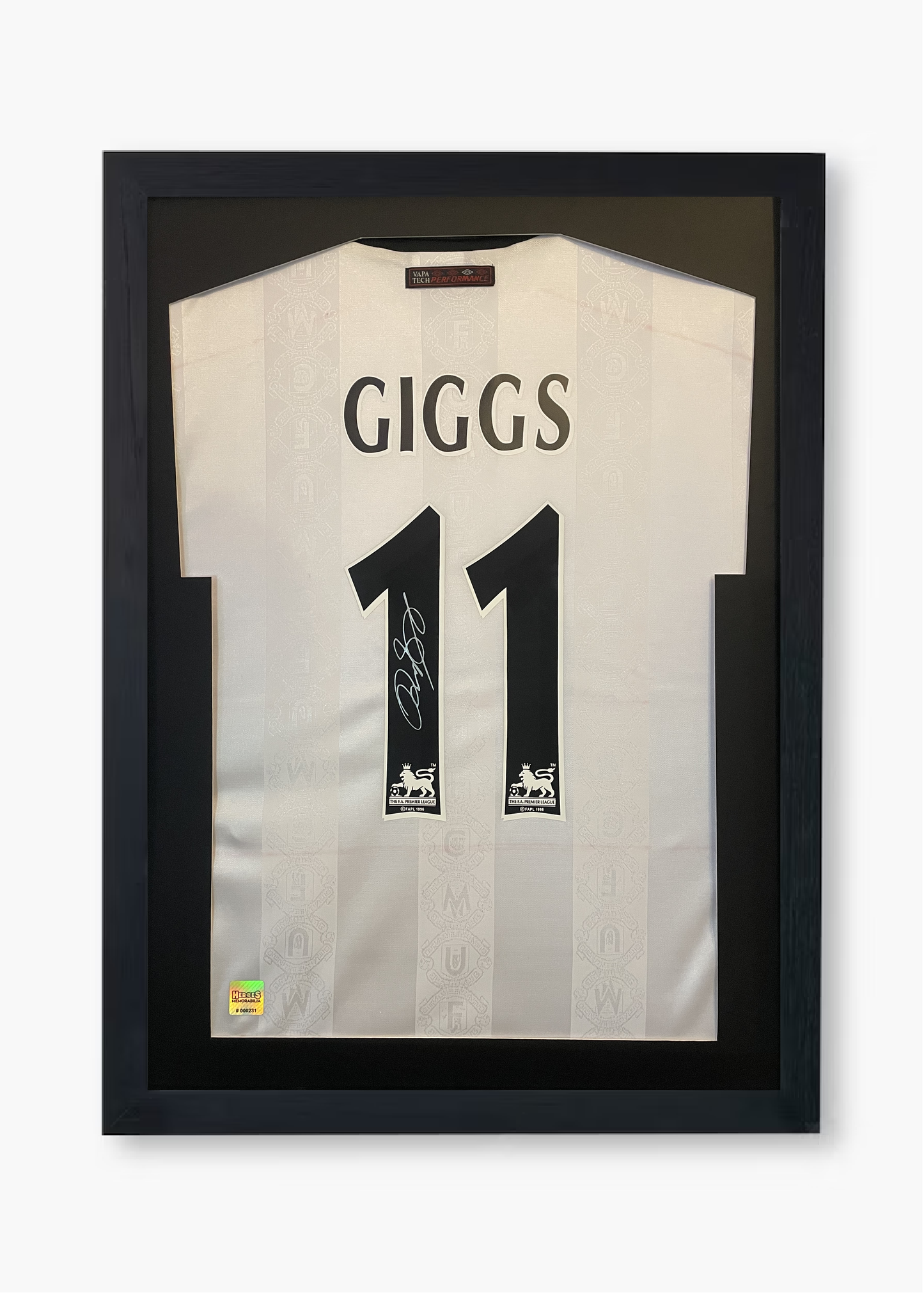 Ryan Giggs Signed Manchester United 1998/99 Framed Away Shirt with COA